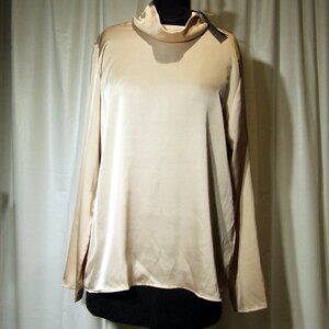 New Banana Republic Blouse with tags XL Flesh-colored